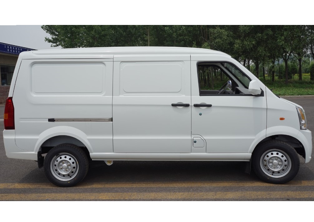 The most reliable small cargo van KINGSTAR VC5 cargo van