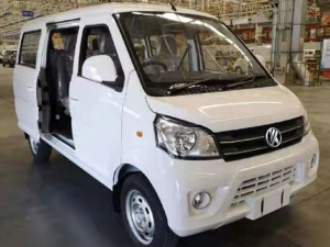 Precio de la mini furgoneta eléctrica KINGSTAR eVF5-R de 11 asientos en India