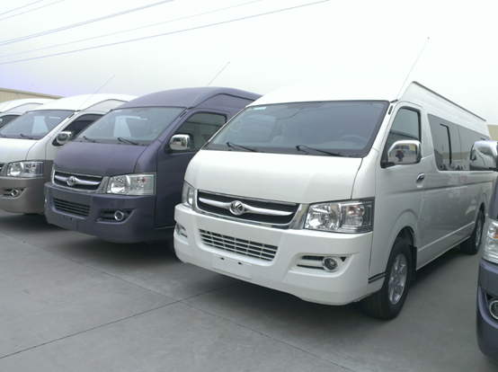 First Batch Mini bus transport vehicles to Uruguay Market Are Truly Loved by Clients - News - 2