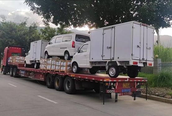 The Electric Biggest Family Minivan with The Most Cargo Space from KINGSTAR China - Company News - 19