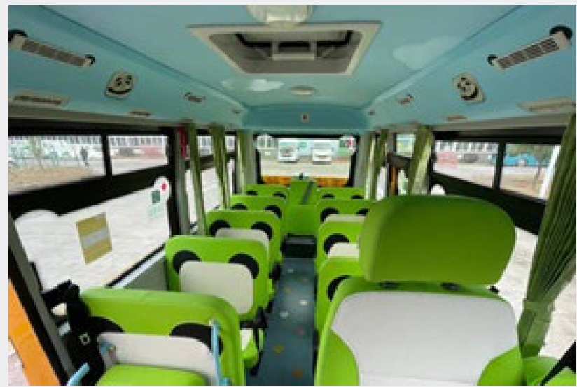 Gasoline Kindergarten School Bus VW6S-25 interior 3