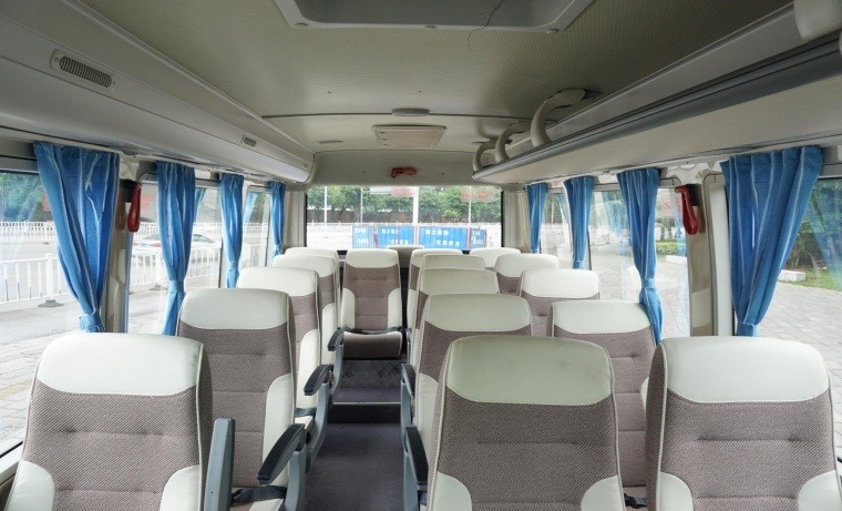19 - 22 Seat Bus Van for Sale Price 6 Meter Diesel LHD - KINGSTAR W6 - 6-11 seater minivan - 18